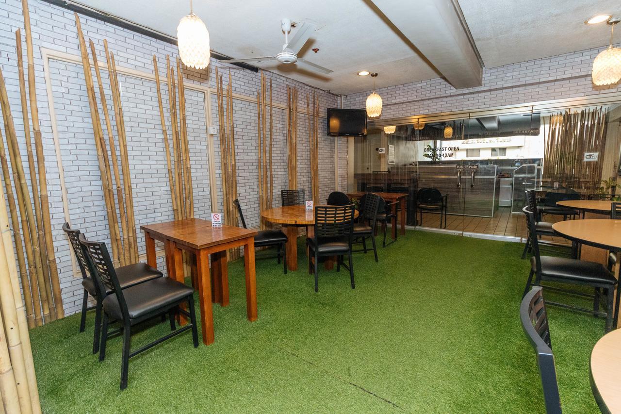 Reddoorz @ Amorsolo Makati Makati City Zewnętrze zdjęcie